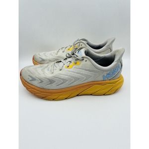 Hoka One One Arahi 6 White - 1123195-NCBDB Size 9.5B